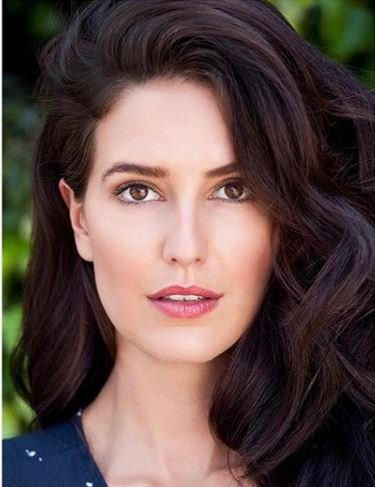 Isabelle Kaif Age, Bio, Wiki, Date of Birth, Religion, House, Affairs ...